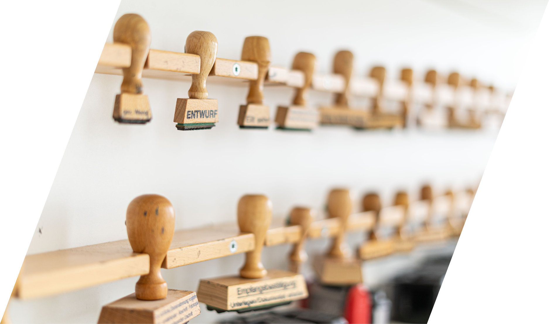 Team_Header Stempel im Notariat Dr. Wenz und Dr. Schüller